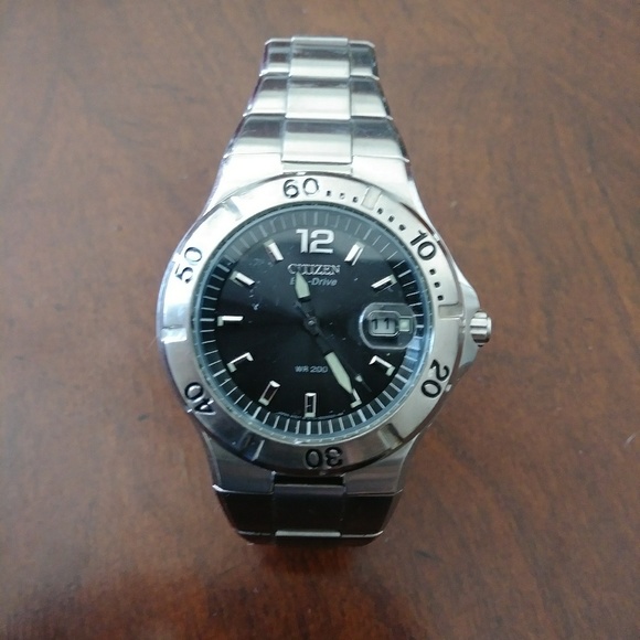 Watch - Picture 1 of 7